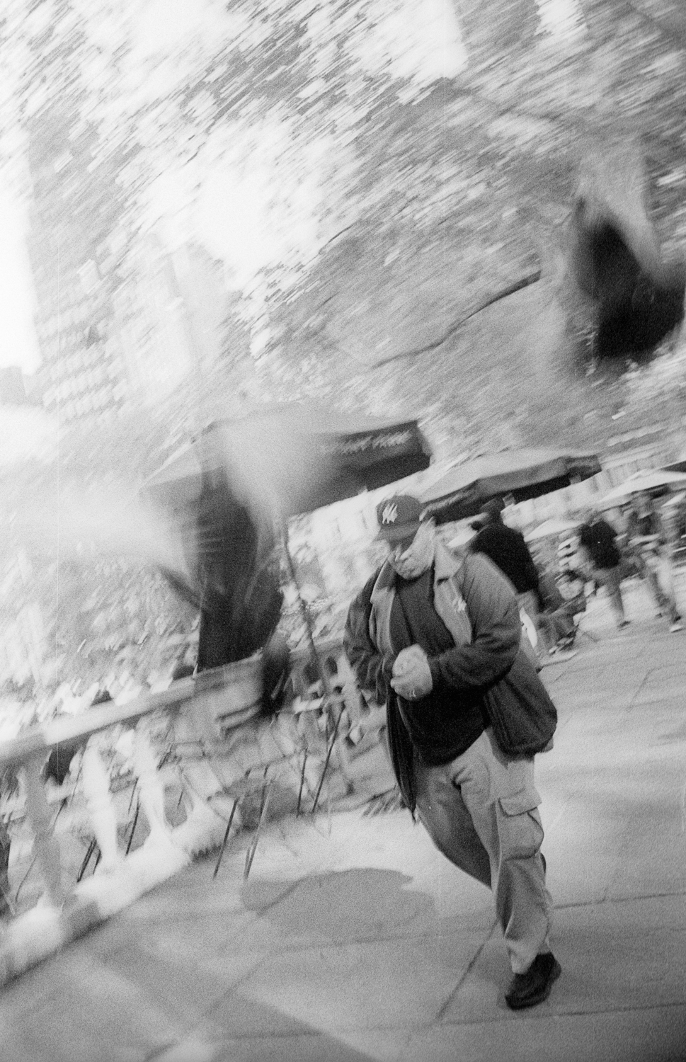 leica-m3-canon-28-ltm-kodak-5222-004-positive