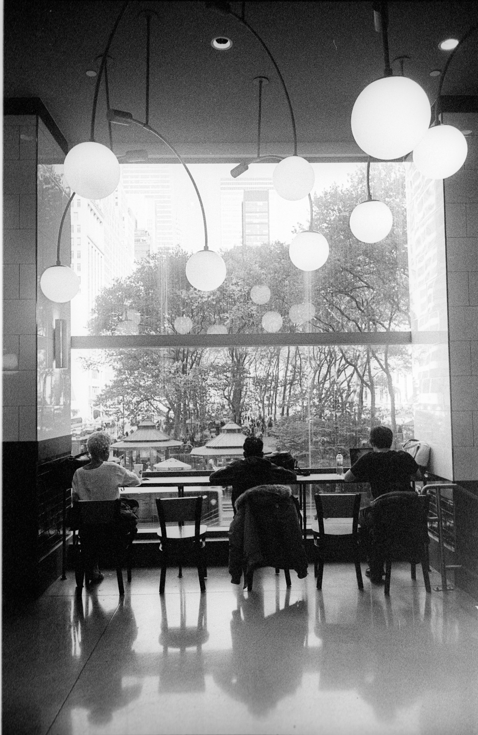 leica-m3-canon-28-ltm-kodak-5222-018-positive