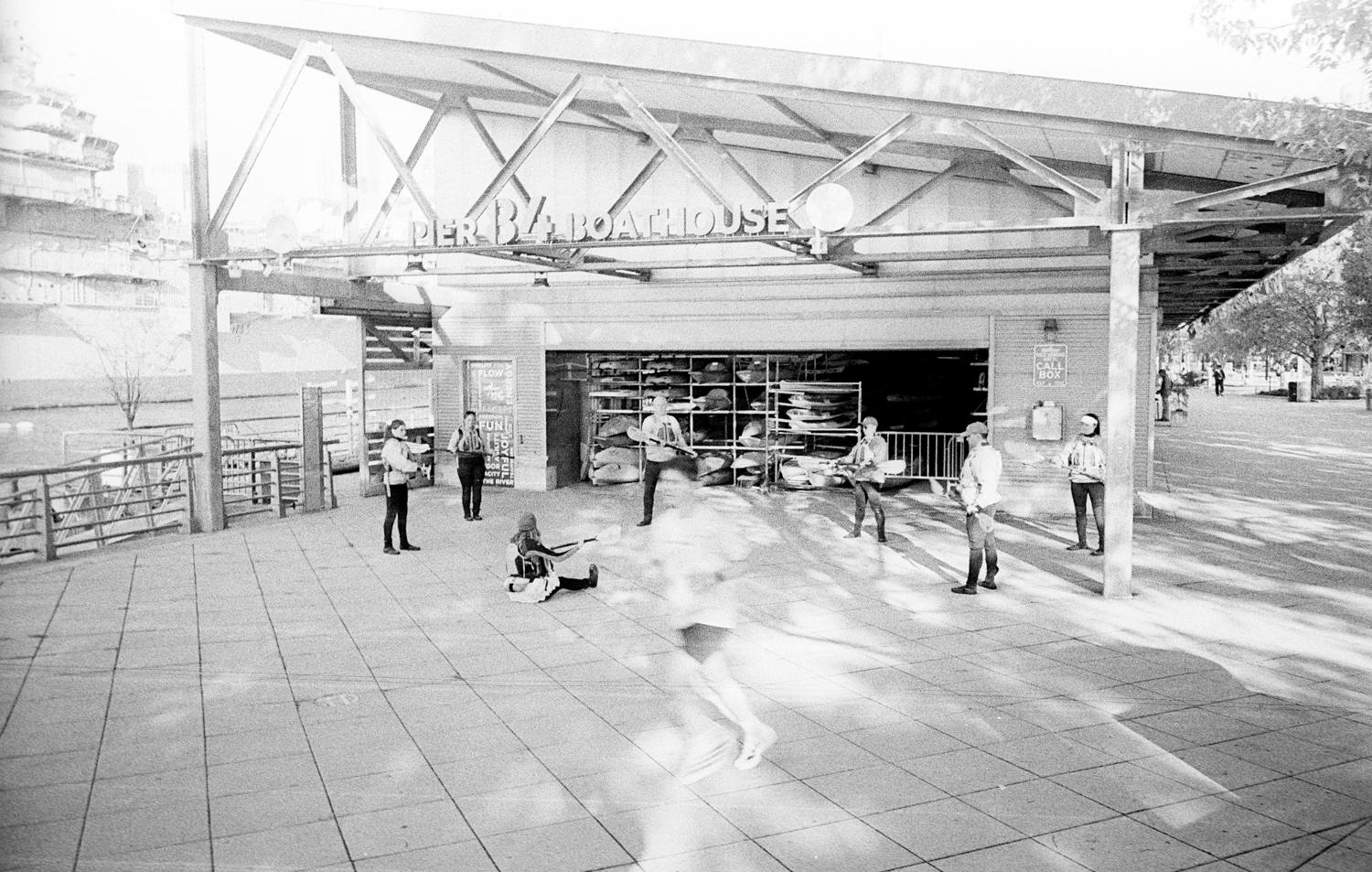 leica-m3-canon-28-ltm-kodak-5222-054-positive