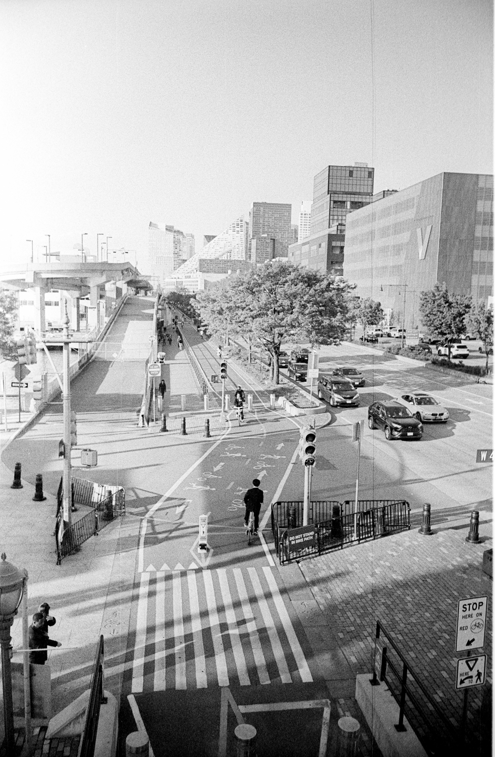 leica-m3-canon-28-ltm-kodak-5222-070-positive