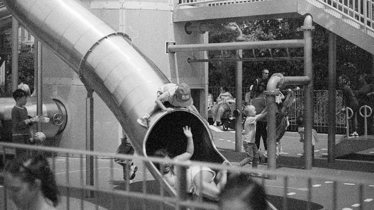 pentax-lx-leica-r50-f2-e43-kodak-tri-x-24-positive
