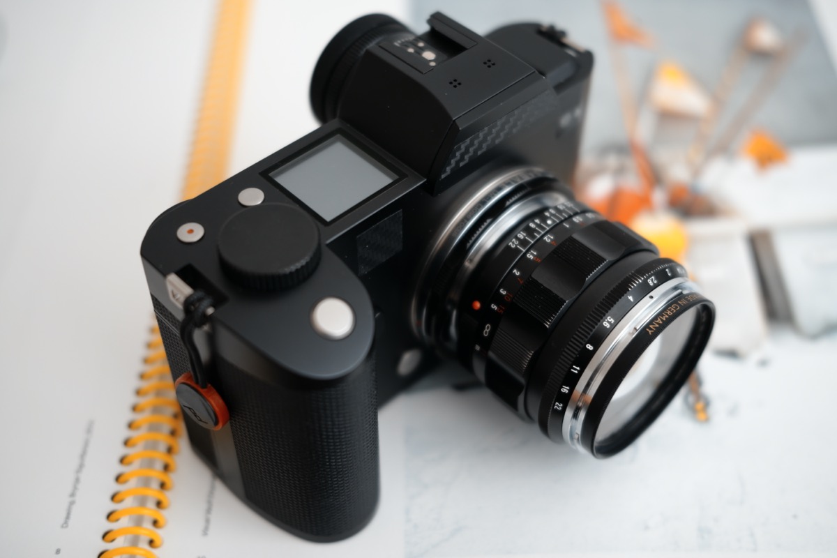 ↑转接vm50，较粗较短的镜身配合SL的机身很和谐