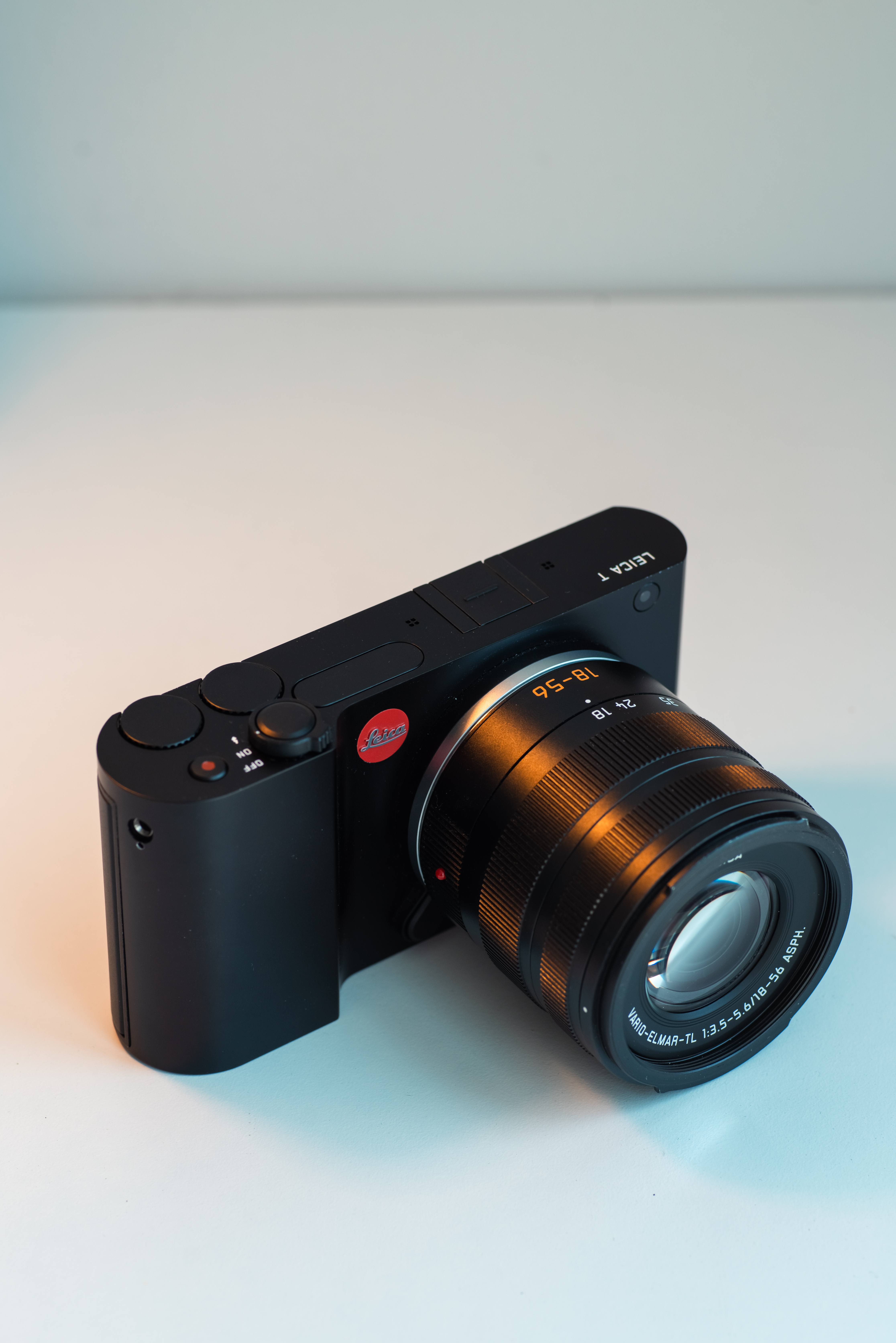 Leica Vario-Elmar-TL 18-56 f/3.5-5.6 ASPH. 狗头的参数,定焦头的素质